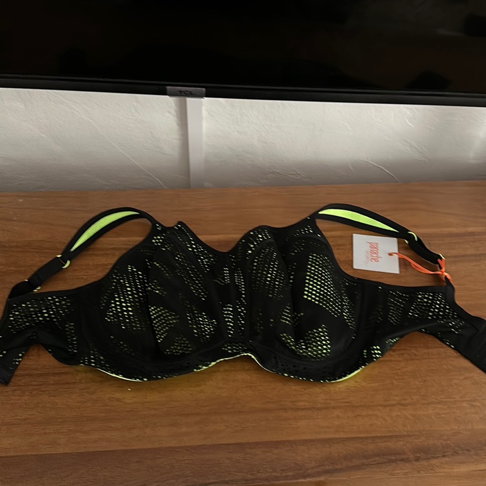 Panache sport sports bra with underwire new with tags US: 34 H